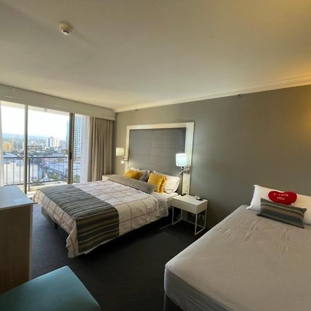 Luxury Apartment & Ocean View In Surfers Paradise Gold Coast Eksteriør billede